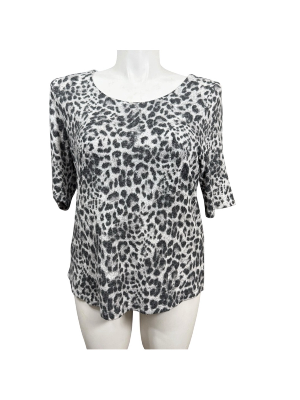 Chico’s Leopard Print Short Sleeve Top Women’s Size Large